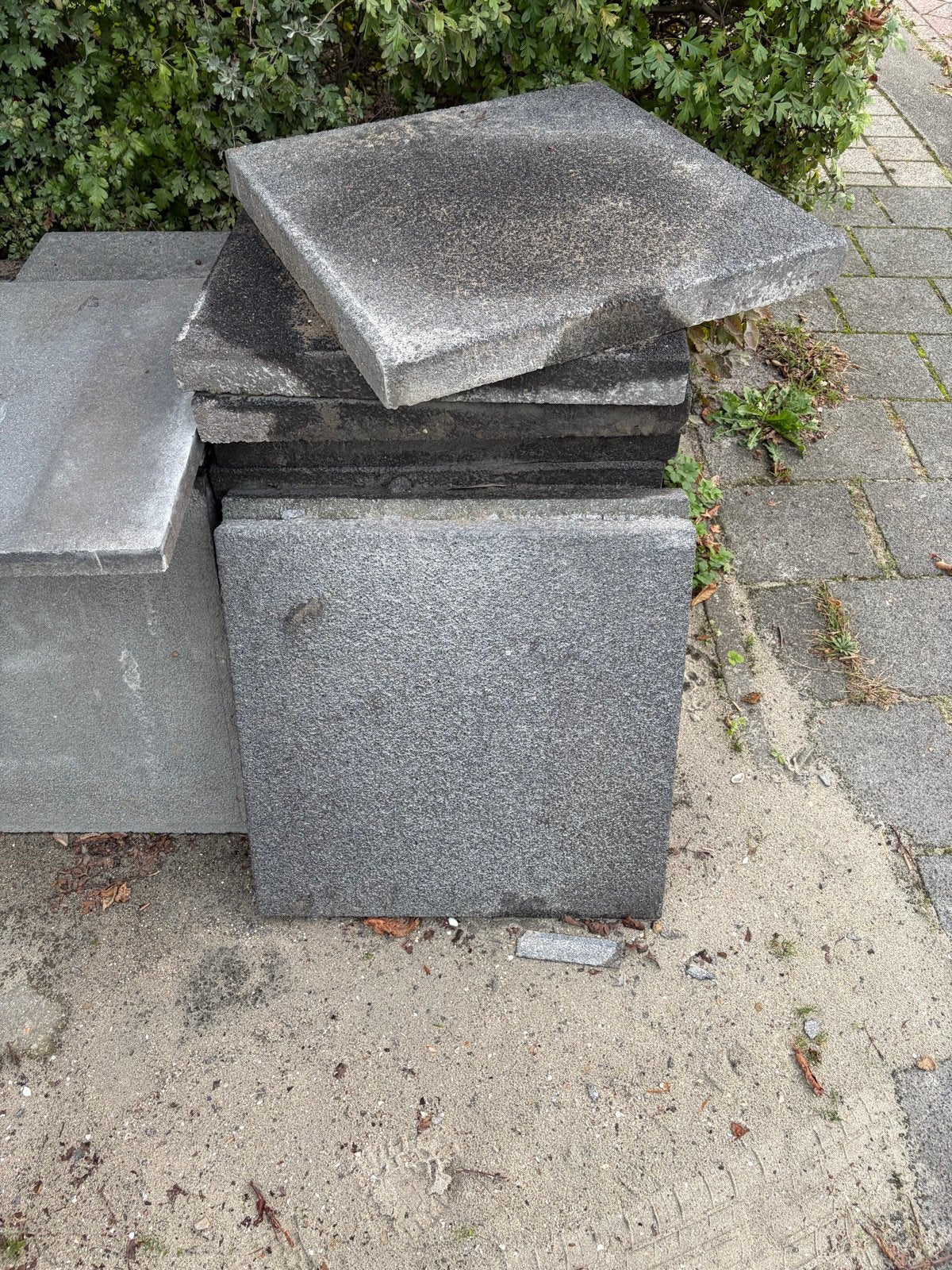 23m2 Betontegels / Oprittegels 60x60x6 cm, Tuin en Terras, Ophalen, Gebruikt, 10 m² of meer, Beton