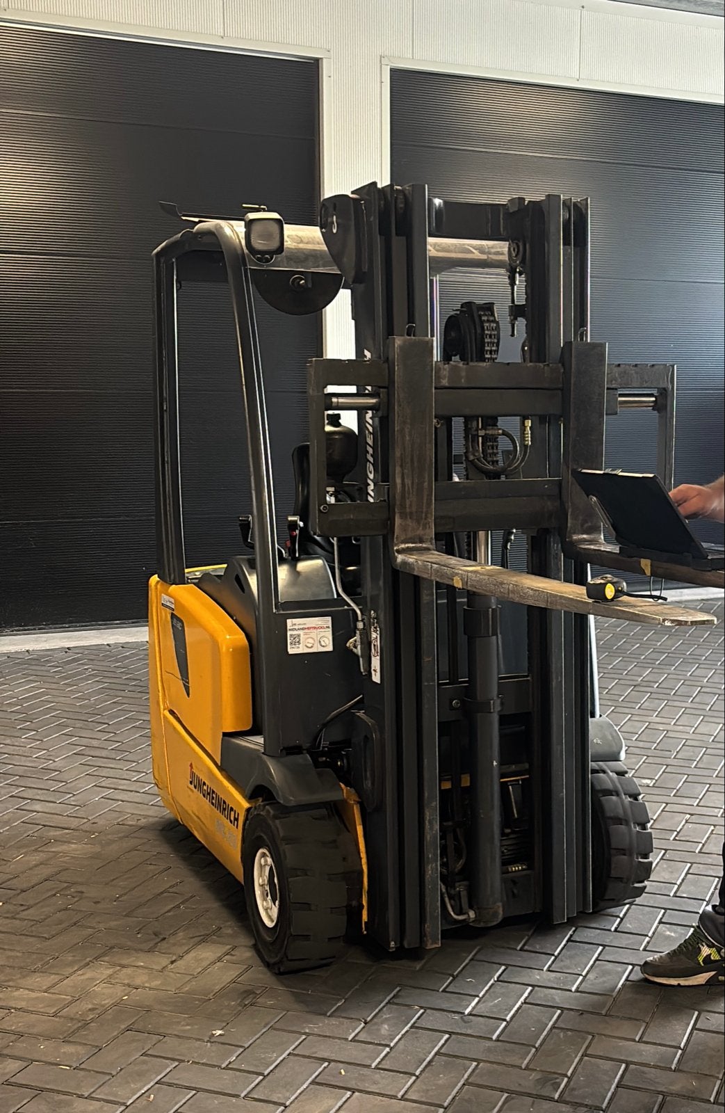 Jungheinrich EFG 215 SP Elektrische Heftruck (2006), Zakelijke goederen, Machines en Bouw | Heftrucks en Intern transport, Heftruck