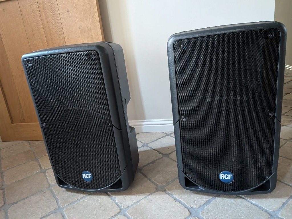 RCF ART 322A 400w actieve tops!, Audio, Tv en Foto, Overige typen, Zo goed als nieuw, Ophalen, 150 watt of meer