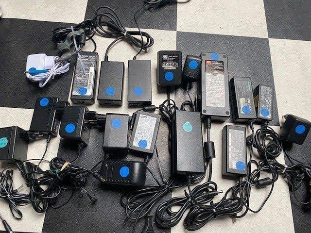 Diverse Power Adapters, Audio, Tv en Foto, Opladers, Gebruikt, Ophalen of Verzenden