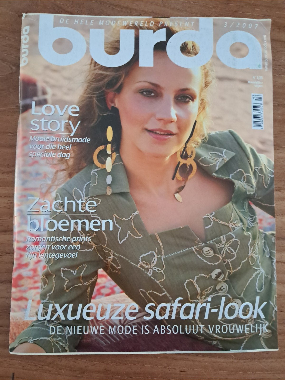 Burda maart 2007, Ophalen of Verzenden, Zo goed als nieuw, Vrouw, Burda