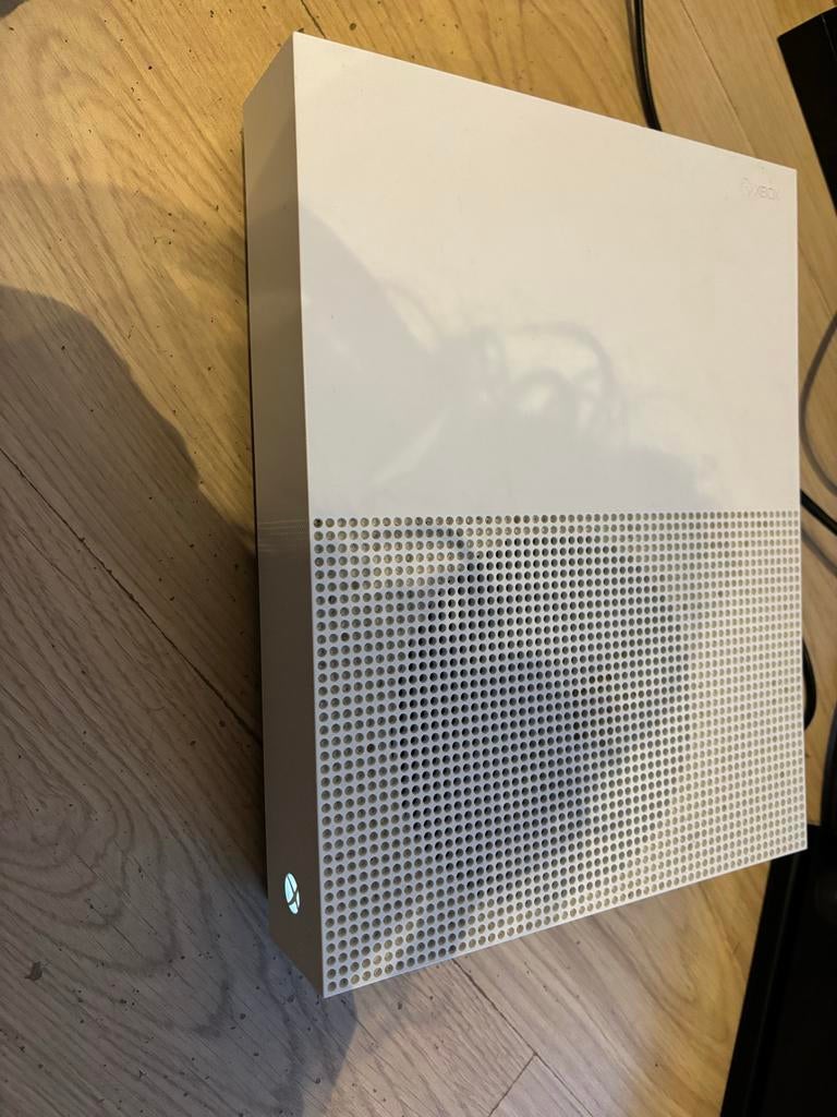 Xbox One S All-Digital met Kinect Sensor, Met games, Xbox One S All-digital, Ophalen of Verzenden, Zo goed als nieuw