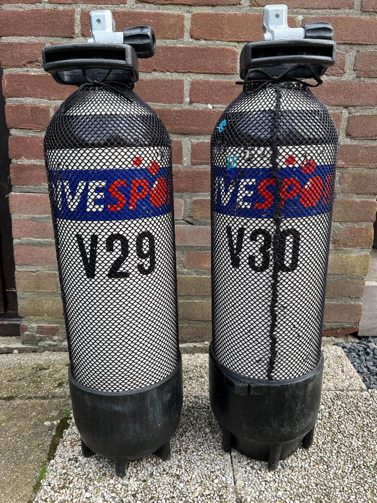 2 duikflessen, duikcilinders, perslucht 10 liter, Ophalen, Gebruikt, Duikfles