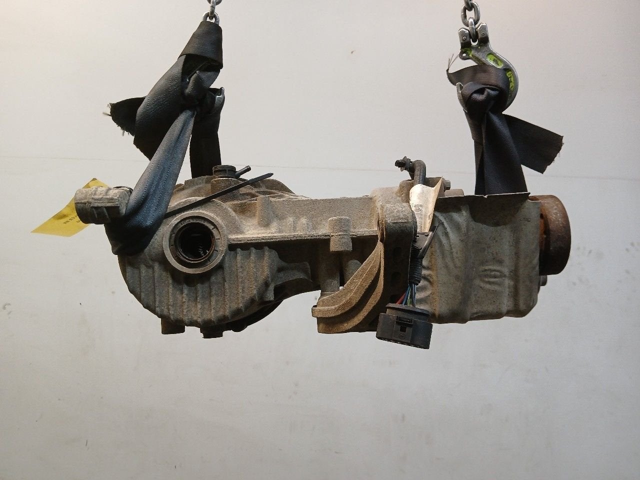Cardan Land Rover Evoque, Auto-onderdelen, Onderdelen@venauto.nl, Van der Ven Autorecycling B.V., Ettenseweg 76, 4706 PB Roosendaal, The Netherlands