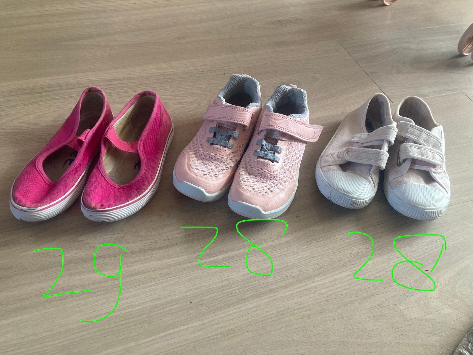 Gymschoenen, Kinderen en Baby's, Kinderkleding | Schoenen en Sokken, Ophalen of Verzenden, Gebruikt, Jongen of Meisje, Sportschoenen
