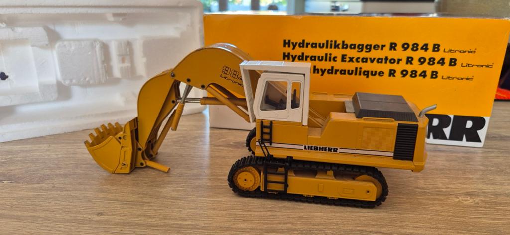 Liebherr R 984 B Litronic Hydraulische Graafmachine Model, Overige merken, Gebruikt, 1:32 tot 1:50, Overige typen