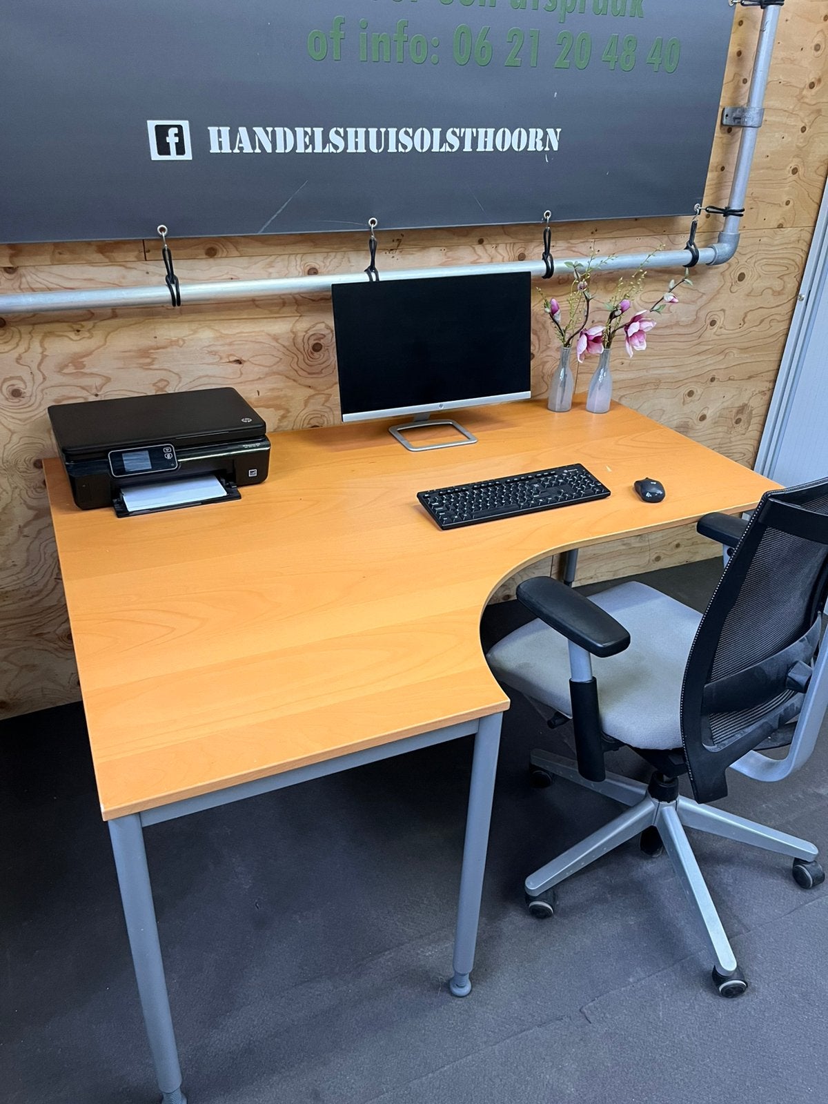 Hoekbureau (160 cm), Ophalen, 160 cm, 120 cm, In hoogte verstelbaar