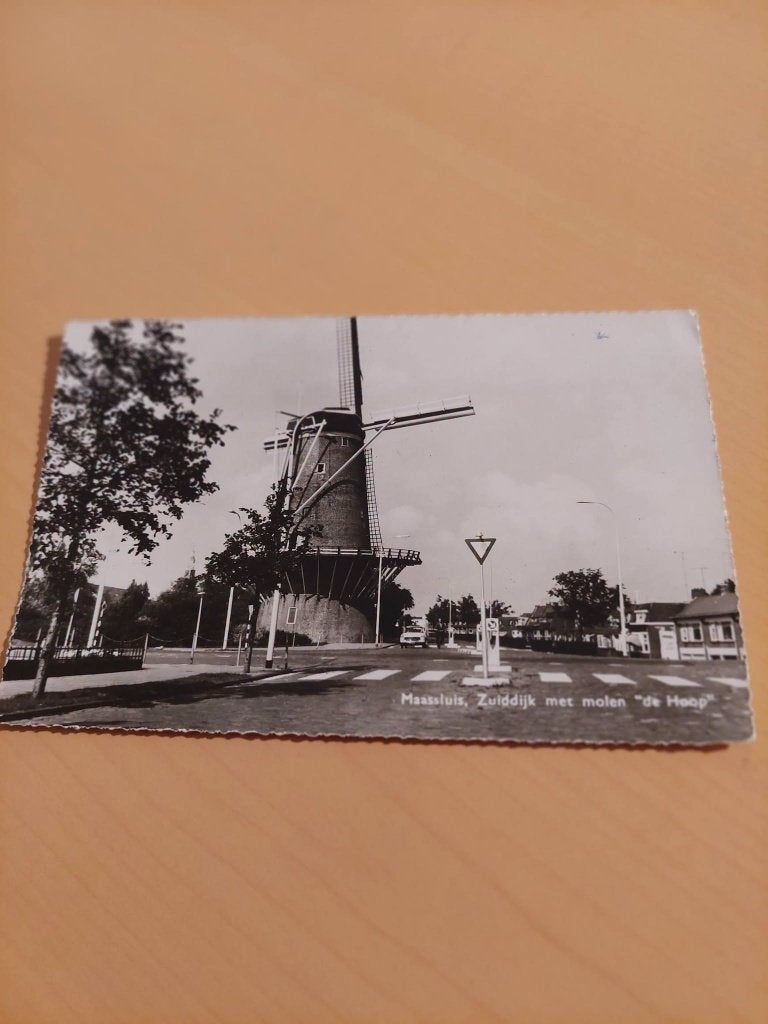 Maassluis Zuiddijk met molen de hoop, Ophalen of Verzenden, 1920 tot 1940, Ongelopen, Stad of Dorp