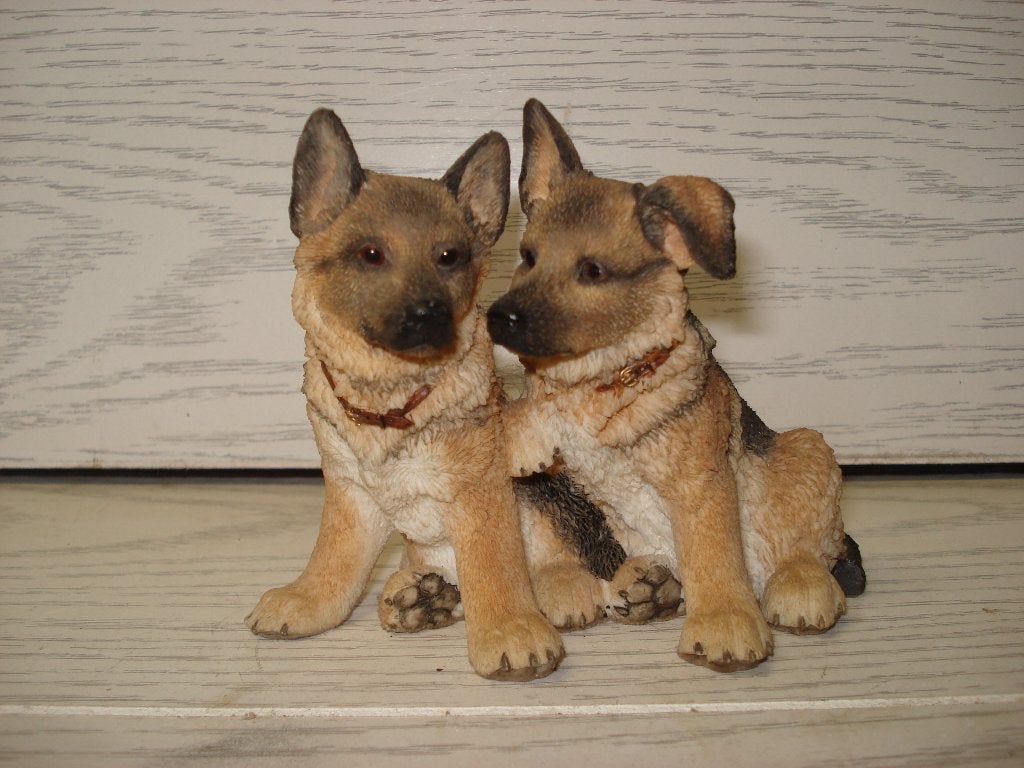 beeld hond Herdershond Puppys   10 Cm Hoog, Ophalen of Verzenden, Zo goed als nieuw, Dier