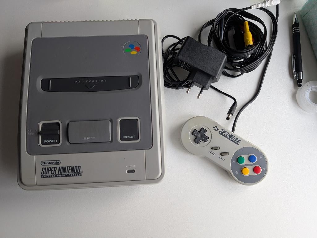Super nintendo / snes 1 chip model in goede staat, Ophalen of Verzenden, Zo goed als nieuw, Met 2 controllers