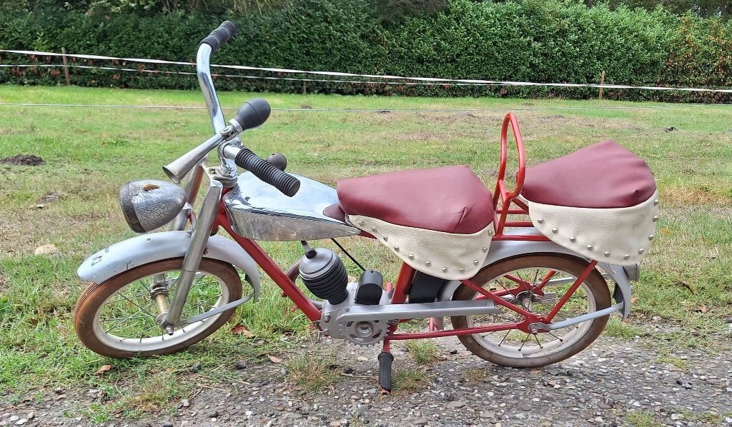 Origineel kermis- of draaimolen motor(carrousel-attribuut)., Verzamelen, Ophalen, Gebruikt, ., .