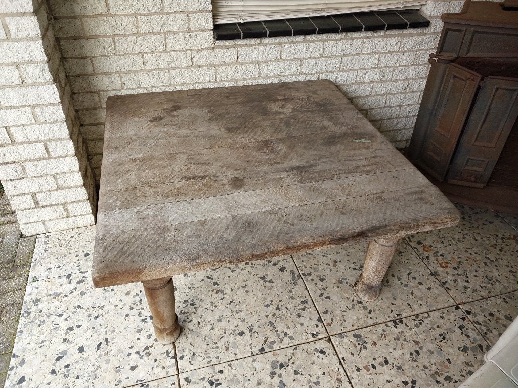 Oude houten eiken tafel, Ophalen