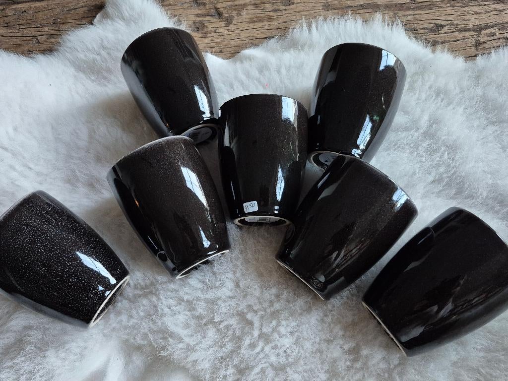 Broste Copenhagen Coal 7 x koffie/melkbeker, Nieuw, Ophalen of Verzenden, Overige stijlen, Kop(pen) en/of Schotel(s)