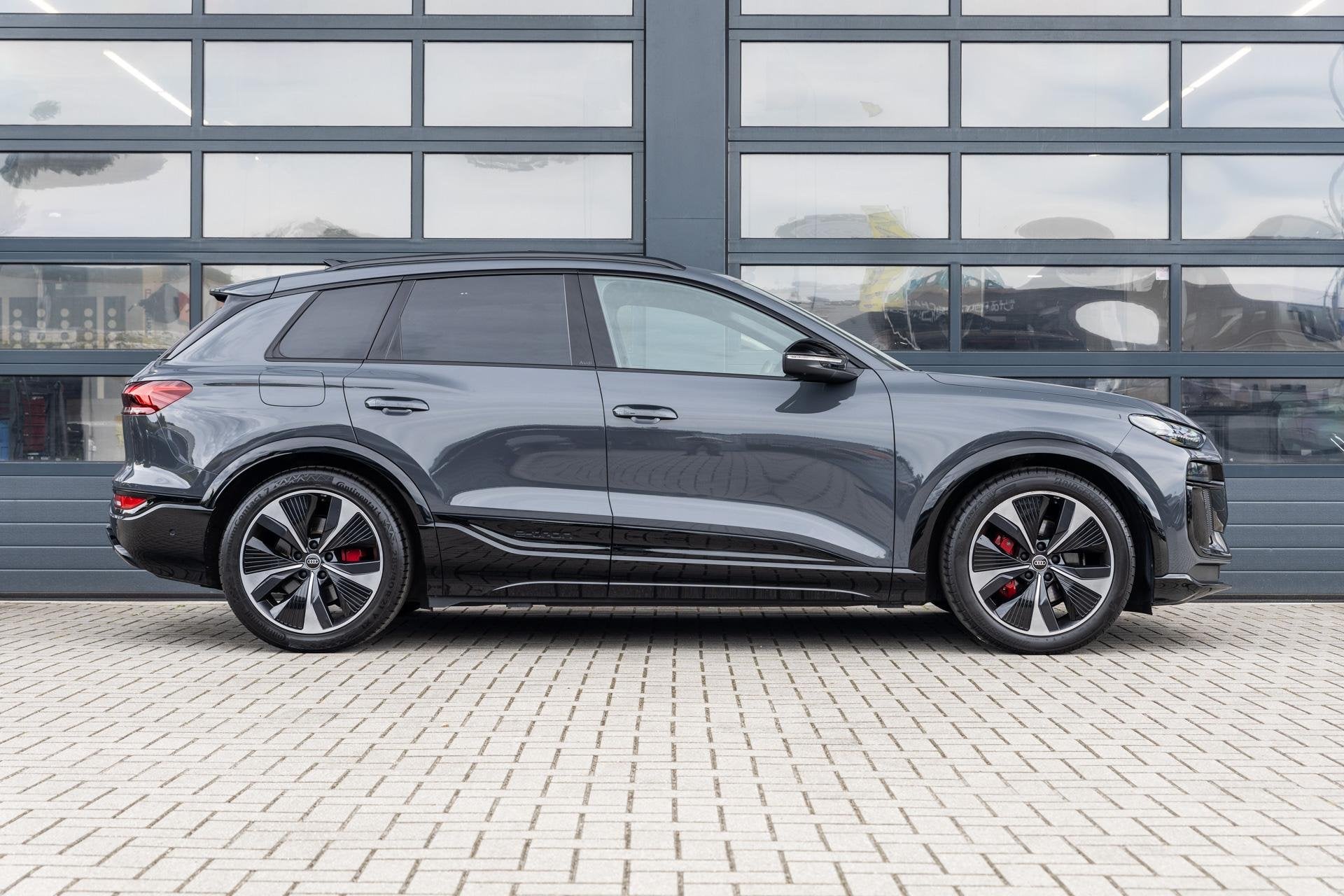 Audi Q6 e-tron 388pk S edition quattro 100 kWh | B&O 3D Audi, Automaat, 12 maanden, Stof, Gebruikt