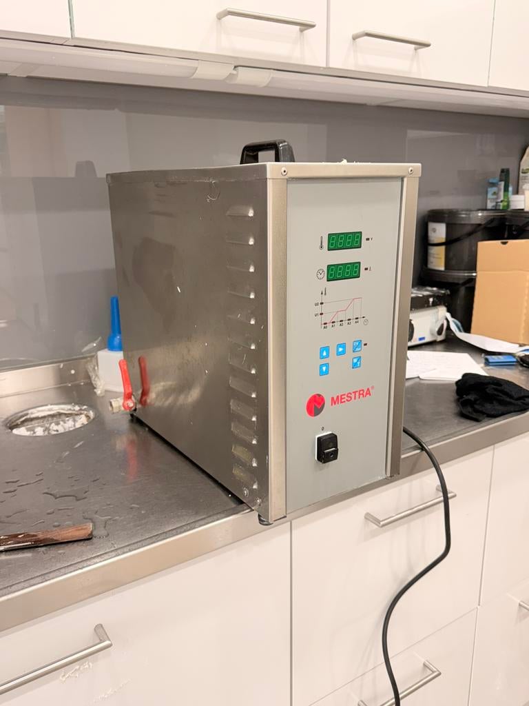 Tandtechniek Mestra polymerisatieapparaten, Diversen, Braces, Ophalen of Verzenden