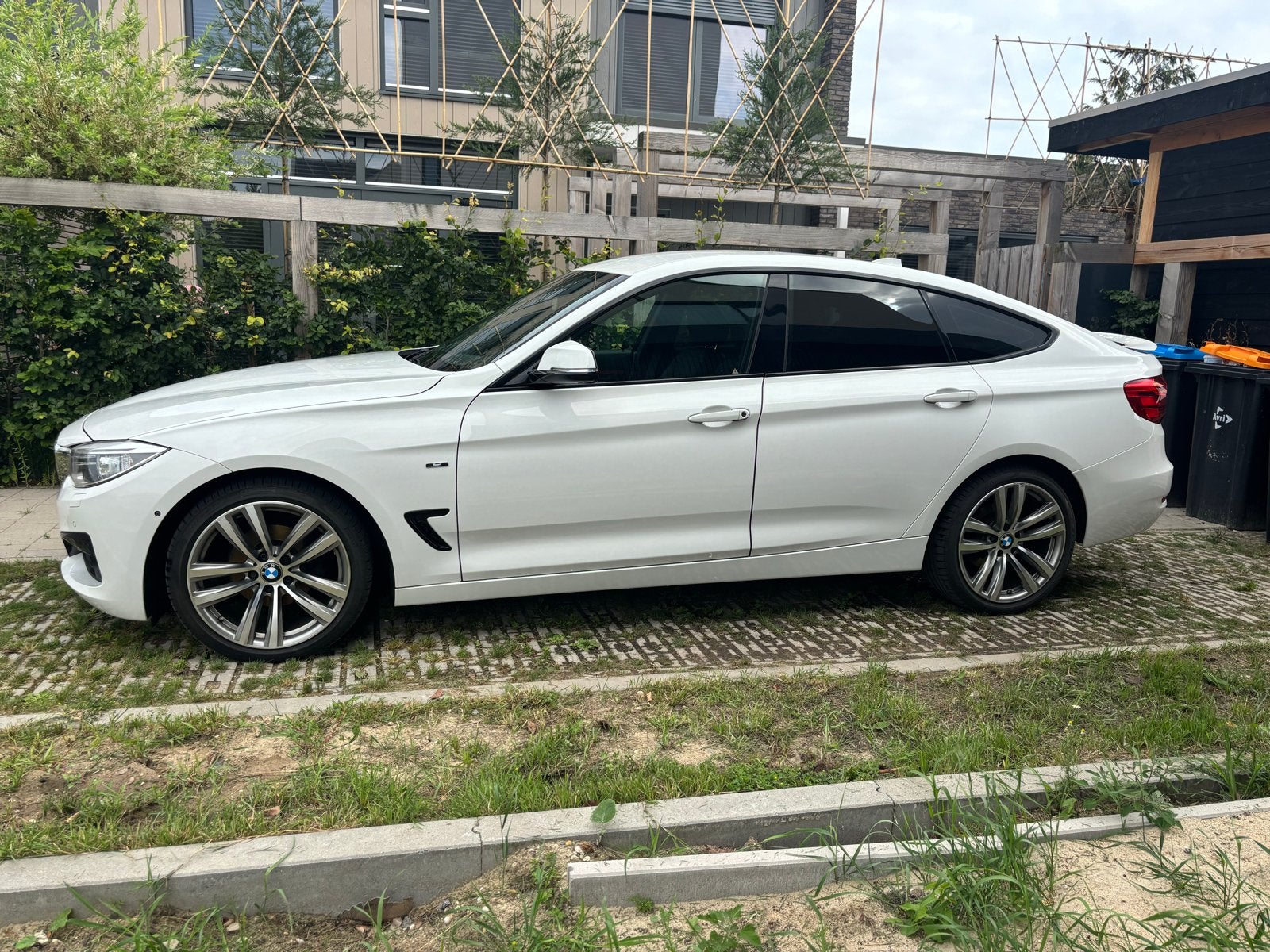 BMW 3-Serie Gran Turismo 320I Xdrive High Executive, Auto's, Achterwielaandrijving, 4 cilinders, 1535 kg, Wit