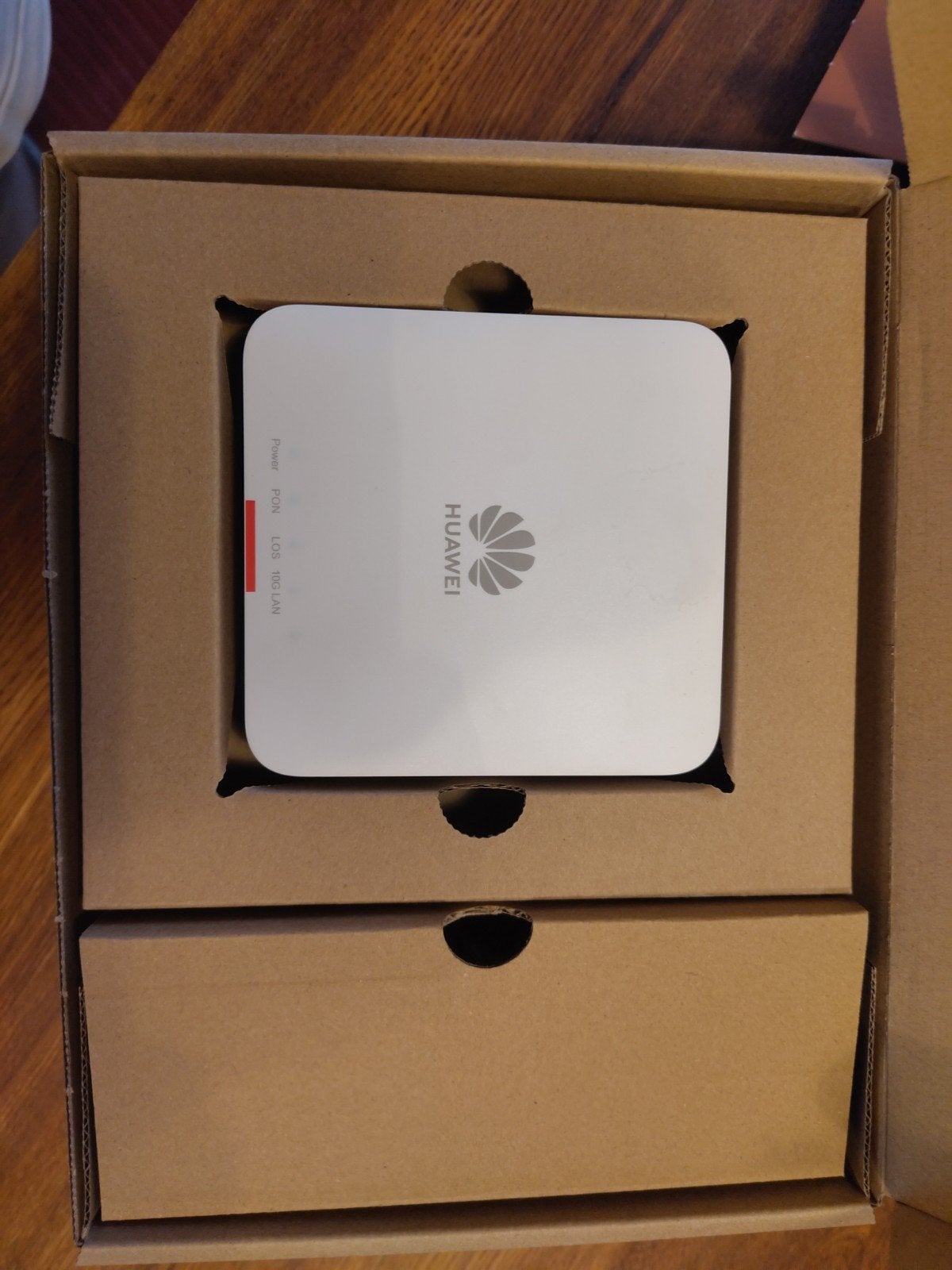Zyxel T56 modem en Huawei OptiXstar XGS-PON ONT, Computers en Software, Routers en Modems, Ophalen of Verzenden