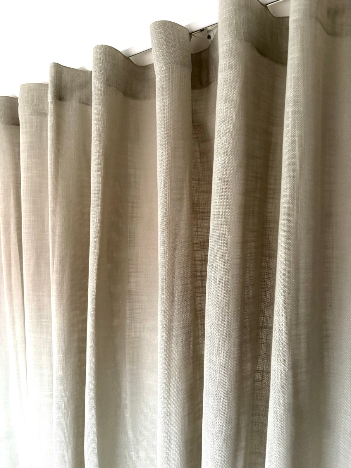 8225  Gordijn met Wave Plooien (270x262 cm), Ophalen of Verzenden, Nieuw, Inbetween gordijn, Lichtdoorlatend