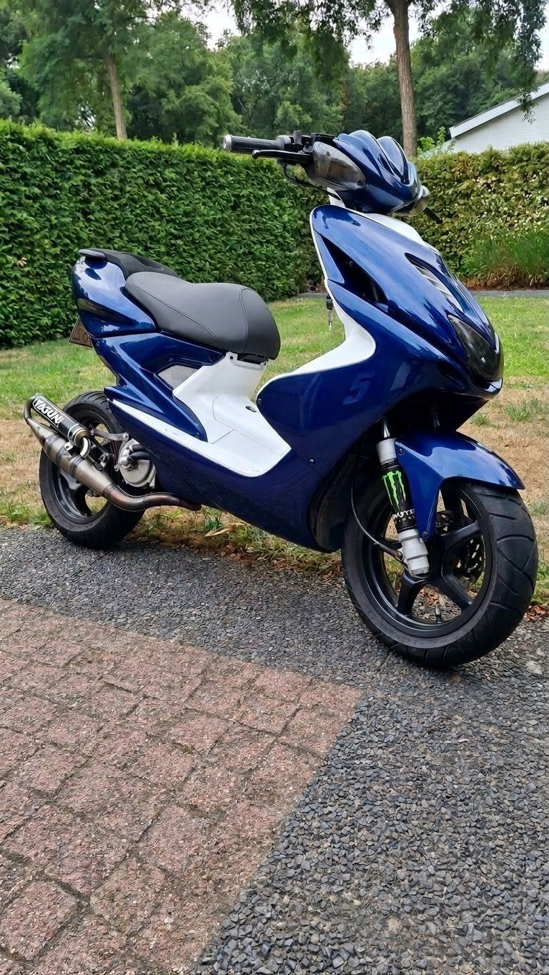 GEZOCHT yamaha aerox, Fietsen en Brommers, Ophalen, Benzine, Aerox