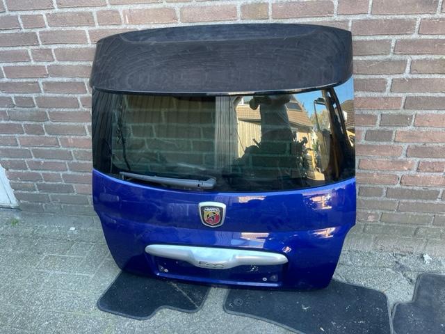 Achterklep Abarth 500/595/695 (2016-06/..), Stellantis N.V., Gebruikt, Webaccessibility@stellantis.com, Taurusavenue 1, Hoofddorp 2132 LS, , Nederland