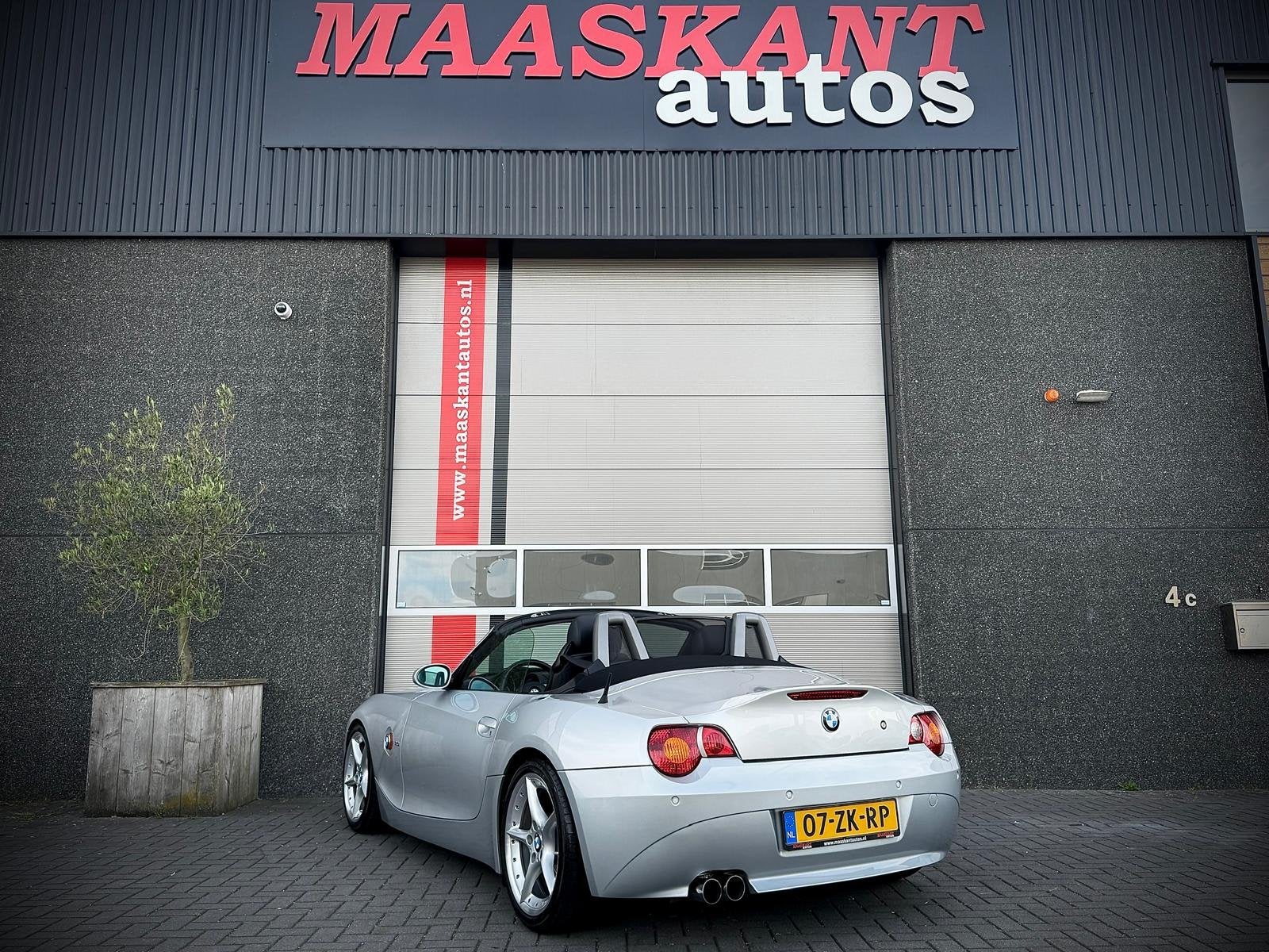 BMW Z4 Roadster 3.0i S / Electric seats / Hifi / Style 108 /, Auto's, BMW, Achterwielaandrijving, Gebruikt, Zwart, Cabriolet