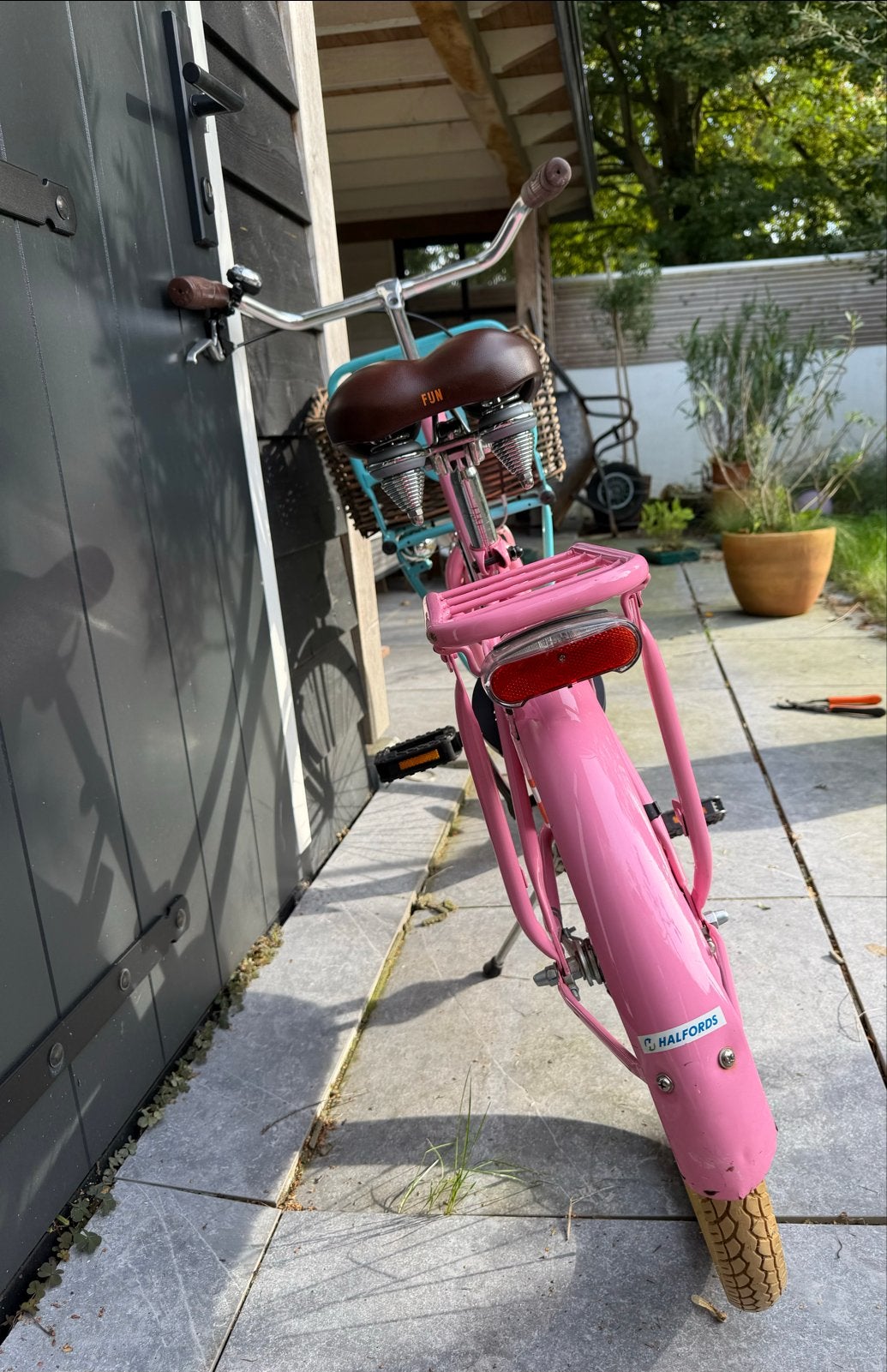 Foto 6 van Popal Daily Dutch Bloom 22 inch supernette meisjesfiets mand