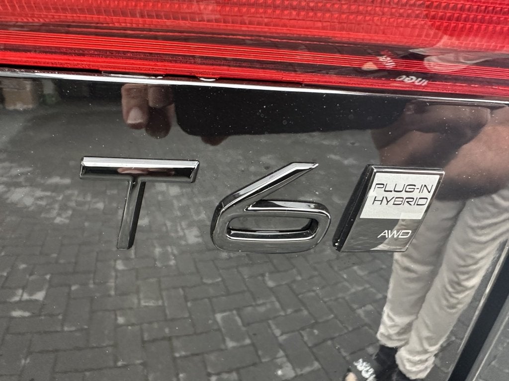 Volvo XC60 2.0 T6 AWD Ultra Black Edition. (bj 2026), Automaat, Gebruikt, 4 cilinders, 1969 cc