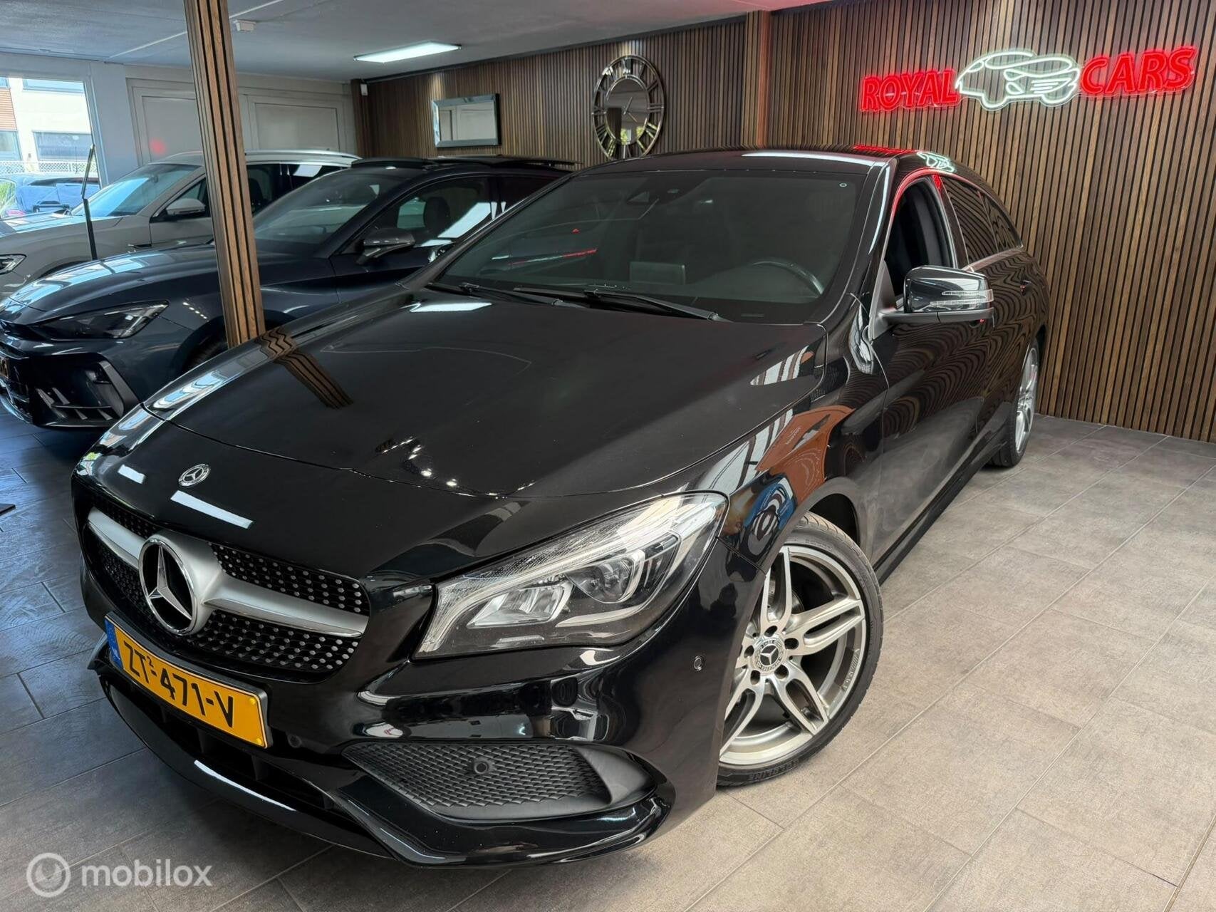 Mercedes CLA-klasse Shooting Brake 200 Prestige| Amg Line, Auto's, CLA, 730 kg, Gebruikt, Euro 6
