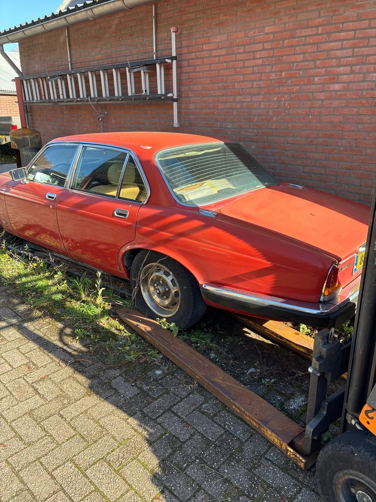 Jaguar XJ 4.2 L II AUT 1981 Rood, Ophalen of Verzenden, Gebruikt, Jaguar