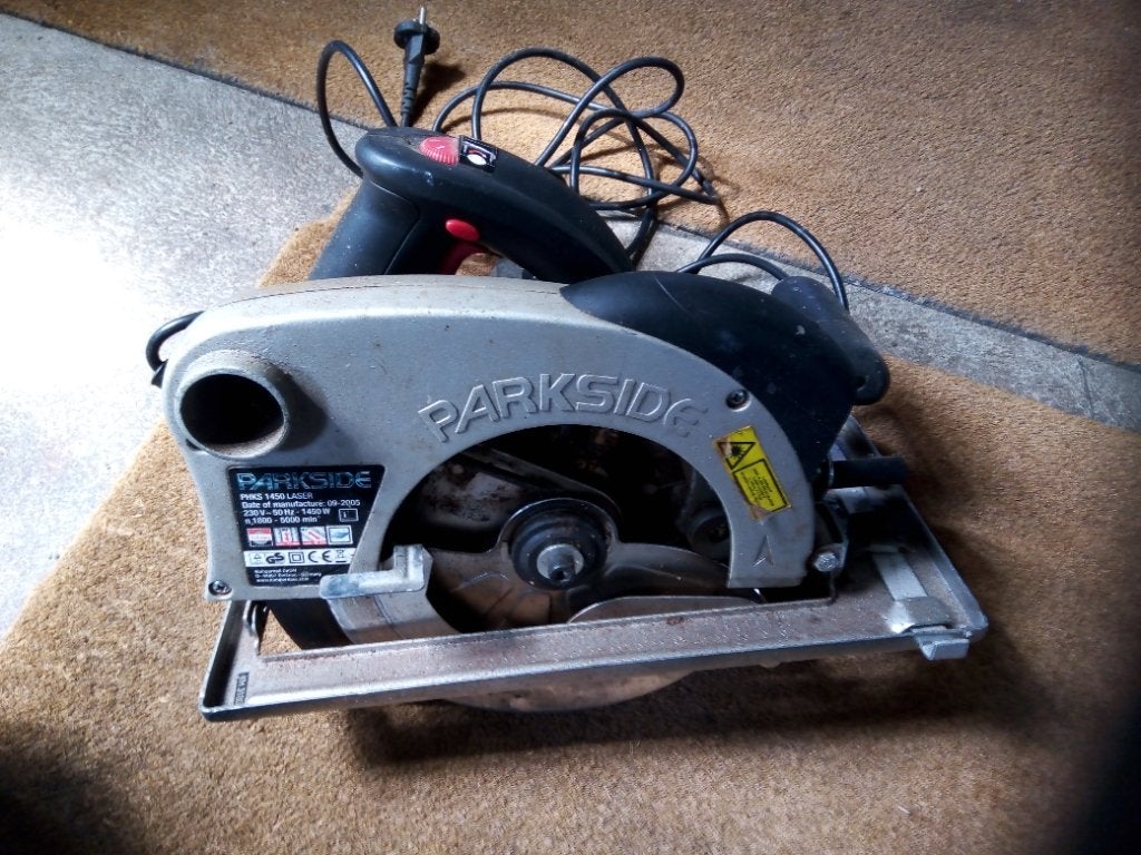 Hand cirkel zaag ( ophalen in Uitgeest ), Doe-het-zelf en Verbouw, Ophalen, 70 mm of meer, 1200 watt of meer, Parkside