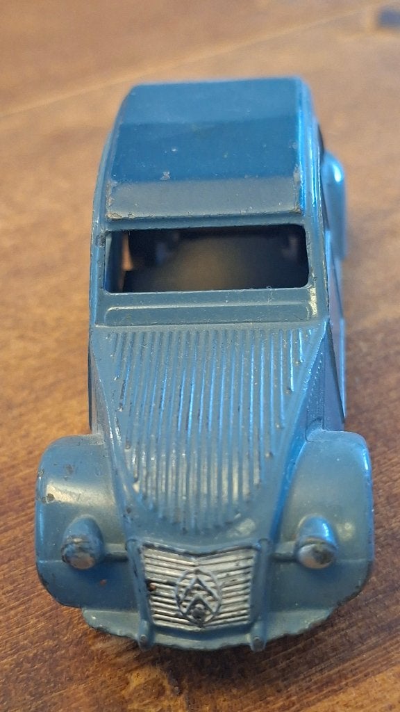 Dinky Toys, Citoen 2cv, Hobby en Vrije tijd, Ophalen of Verzenden, Gebruikt, Auto, Dinky Toys