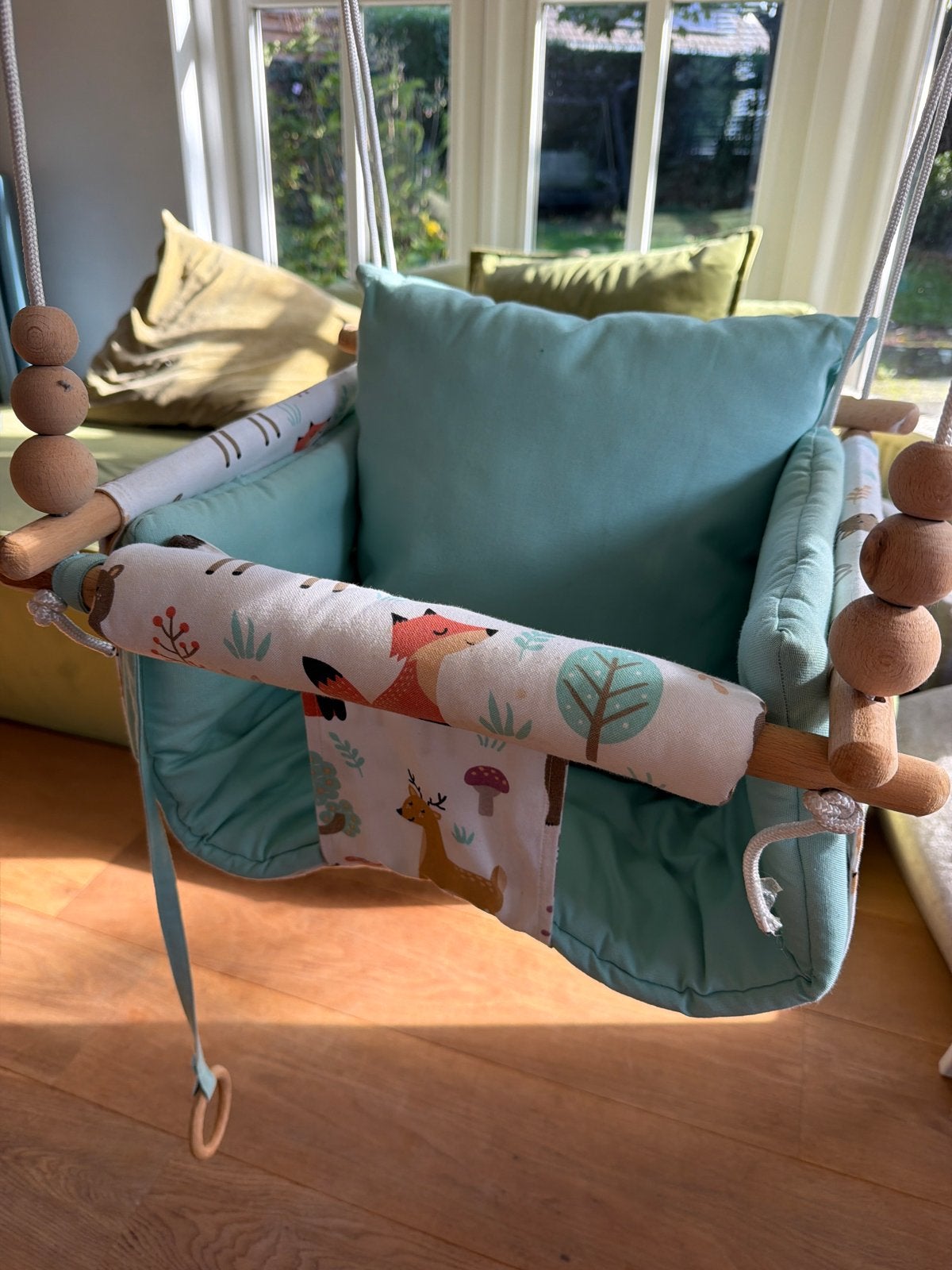 Baby schommel met bosdieren print, Ophalen, Zo goed als nieuw, Overige typen