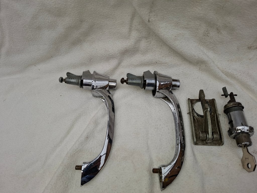 DKW F11/F12, L/R deurklinkken, kofferslot., Verzenden, Gebruikt, Oldtimer onderdelen