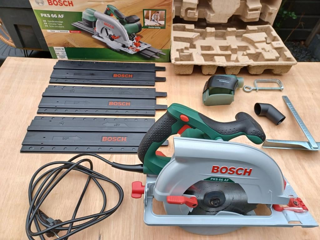 Bosch circelzaag, Ophalen, Cirkelzaag, Zo goed als nieuw, 30 tot 70 mm