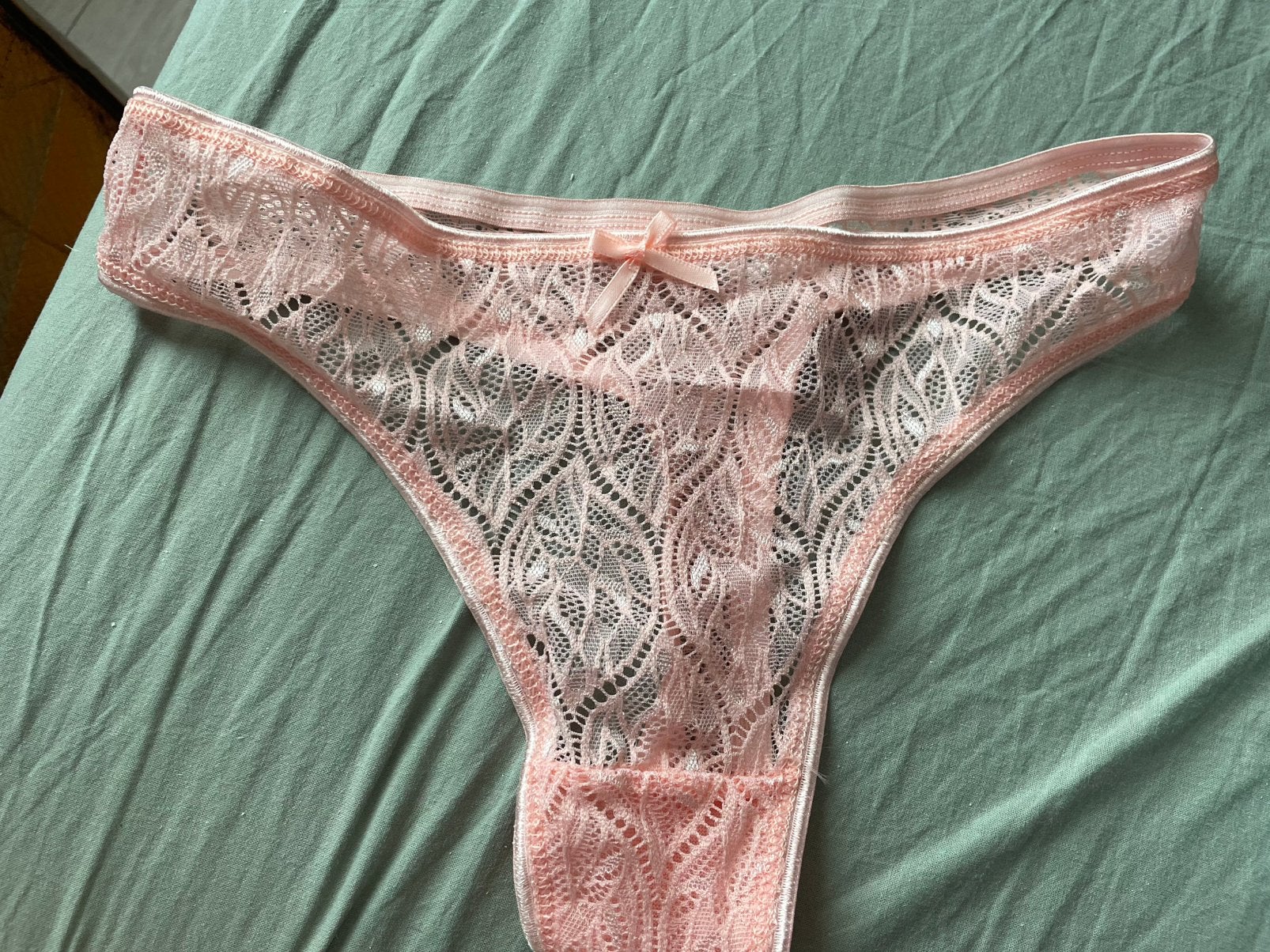 String s/m, Verzenden, Roze, String