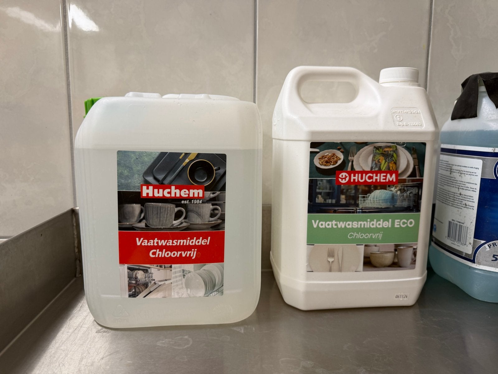 2 jerrycans Huchem vaatwasmiddel (5L en halfvol), Ophalen, Kunststof, Wit, Overige merken