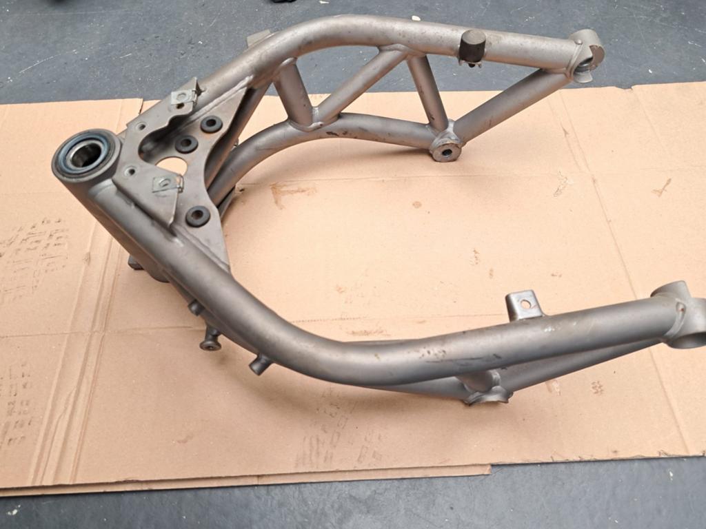 Aprilia shiver 750 farme, Ophalen