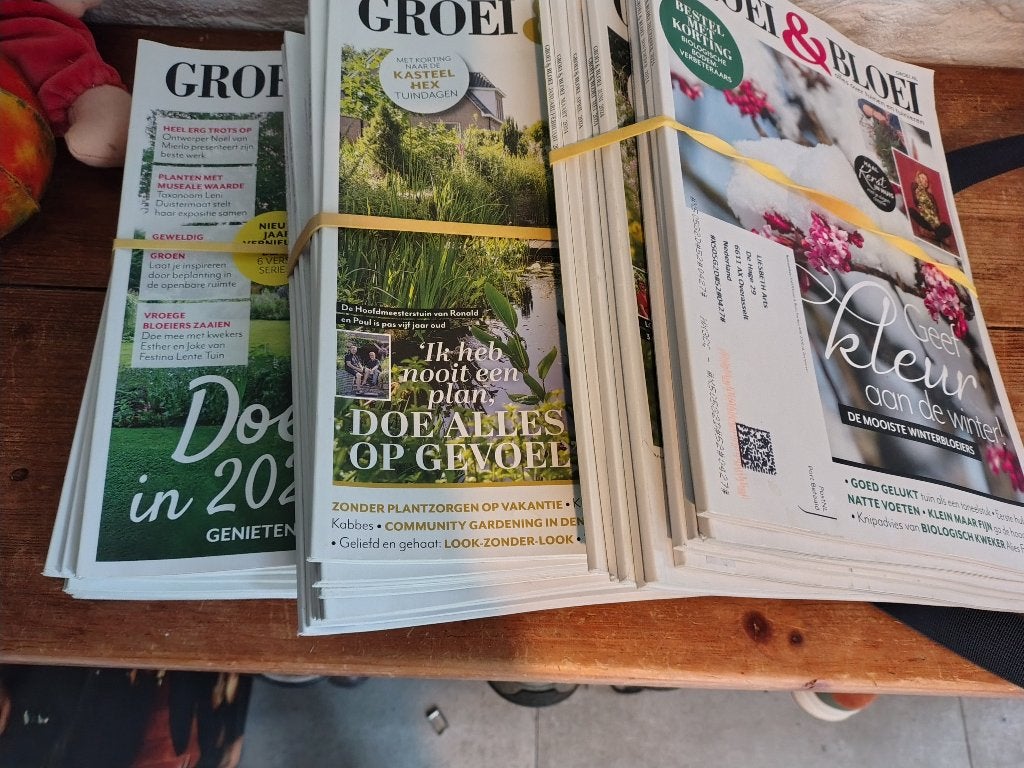 Groei en Bloeibladen jaargangen bijv. 2021 2023 en 2024, Ophalen, Overige soorten, Volle zon