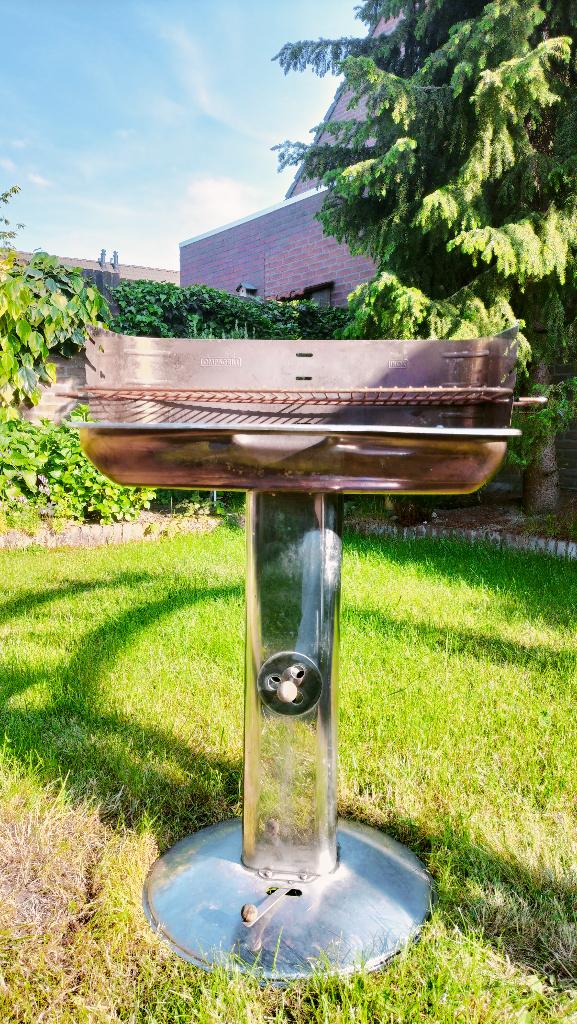 Barbecue grill, Ophalen, Gebruikt, Overige, Met accessoires