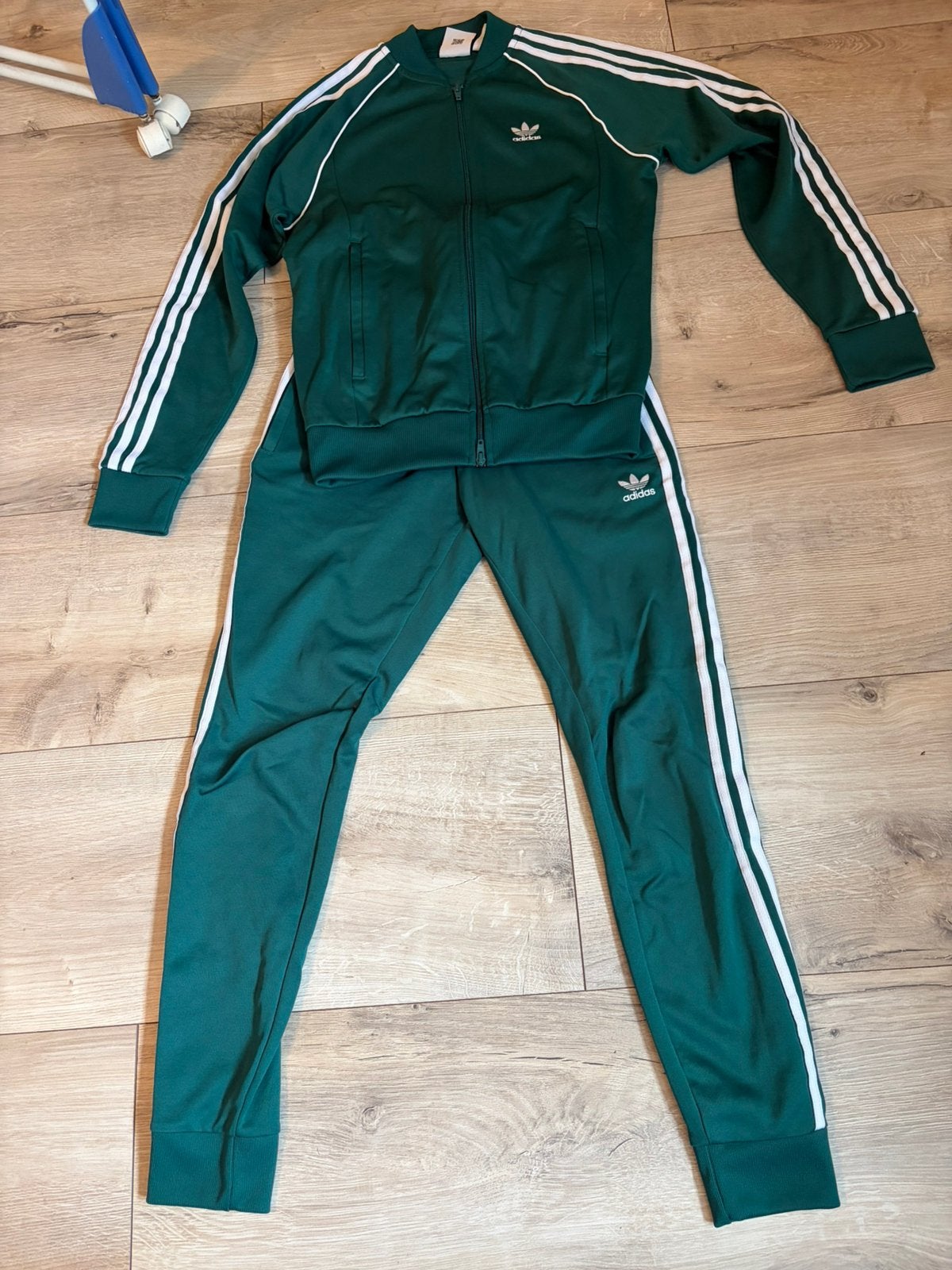 Nieuwe adidaspak maat S, Kleding | Dames, Huispakken, Ophalen of Verzenden, Zo goed als nieuw