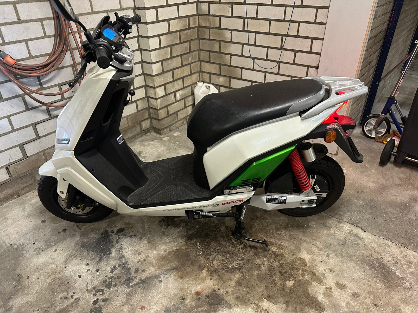 Lifan LF-1200 electrisch, Ophalen, Zo goed als nieuw, Elektrisch, Overige merken