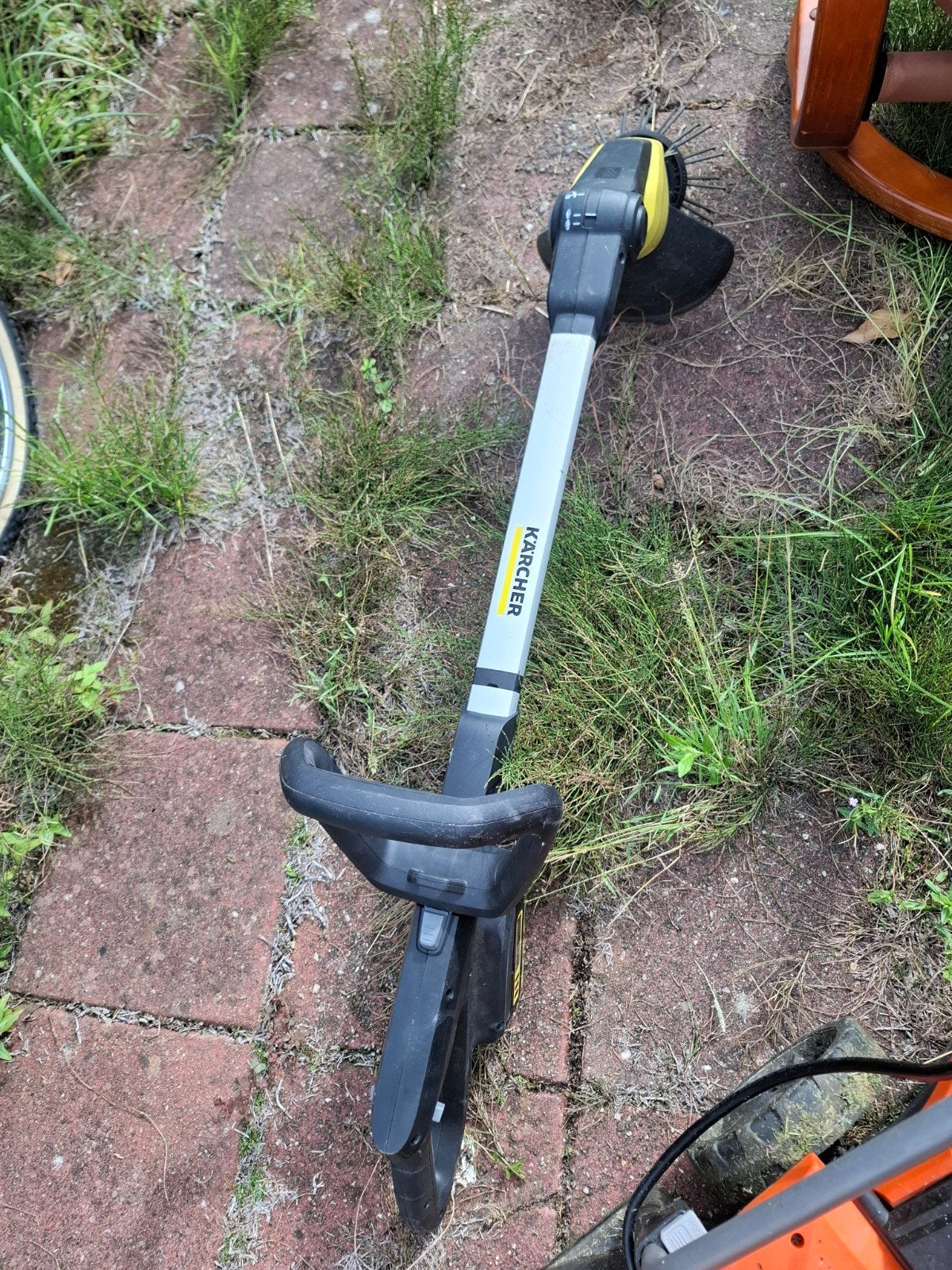 Kärcher Accu Onkruidborstel WRE 18-55 met extra borstels, Ophalen, Gebruikt, Kärcher, Accu