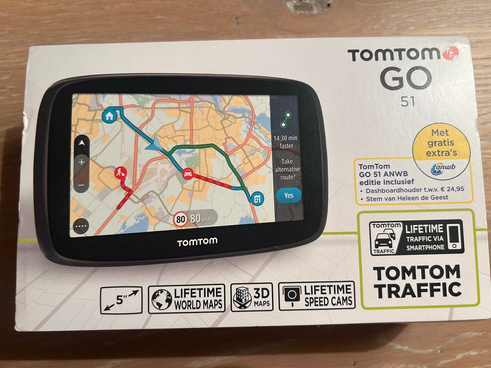 TomTom GO 51 Navigatiesysteem met Lifetime Maps, Auto diversen, Ophalen of Verzenden, Zo goed als nieuw