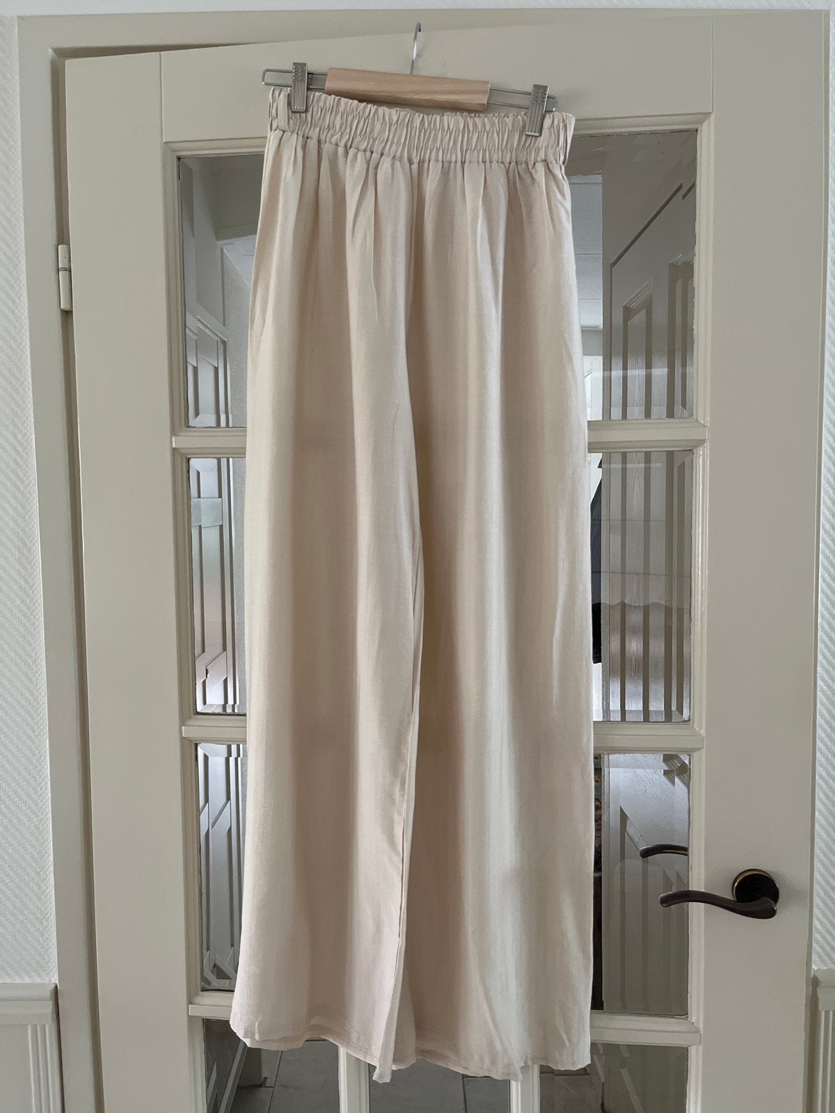 Luchtige viscose/linnen broek met elastische taille, Kleding | Dames, Maat 38/40 (M), Beige, Ophalen of Verzenden, Zo goed als nieuw