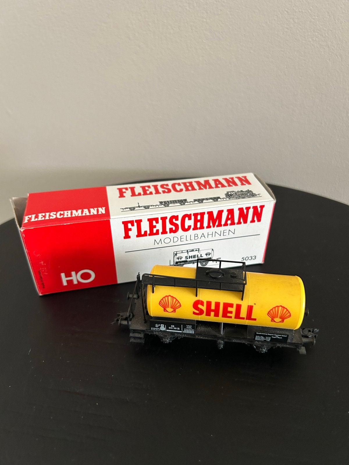 Fleischmann Shell Tankwagon HO 5033, Wisselstroom, Fleischmann, Ophalen of Verzenden, Nieuw