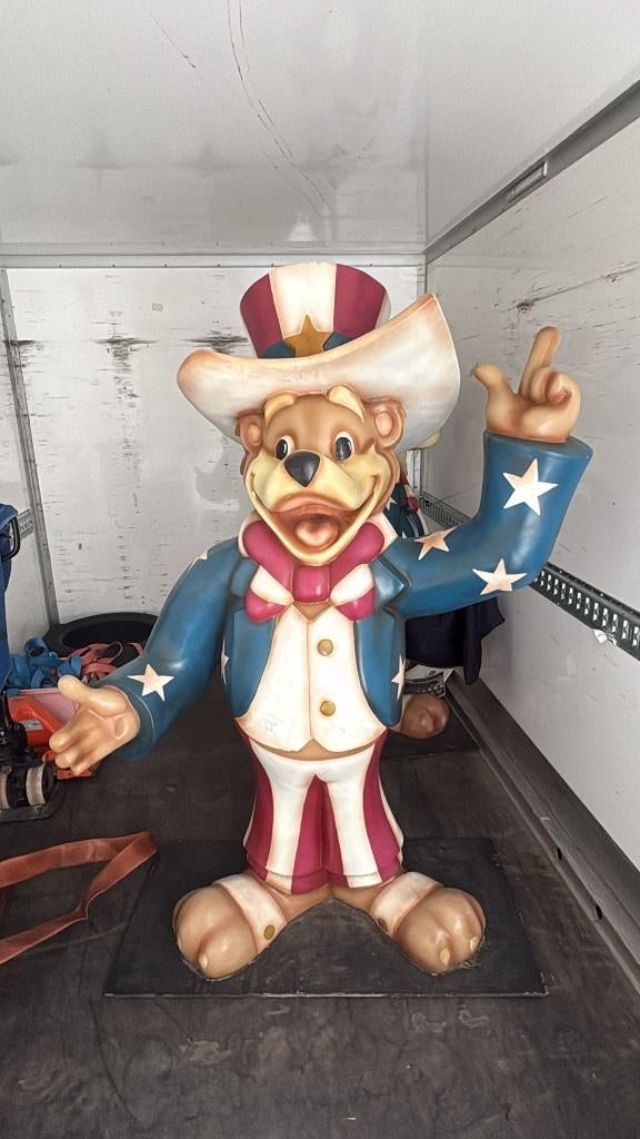 Groot polyester decoratiebeeld beer Amerika showroom etalage, Verzamelen, Beelden en Beeldjes, Zo goed als nieuw, Dier, Ophalen
