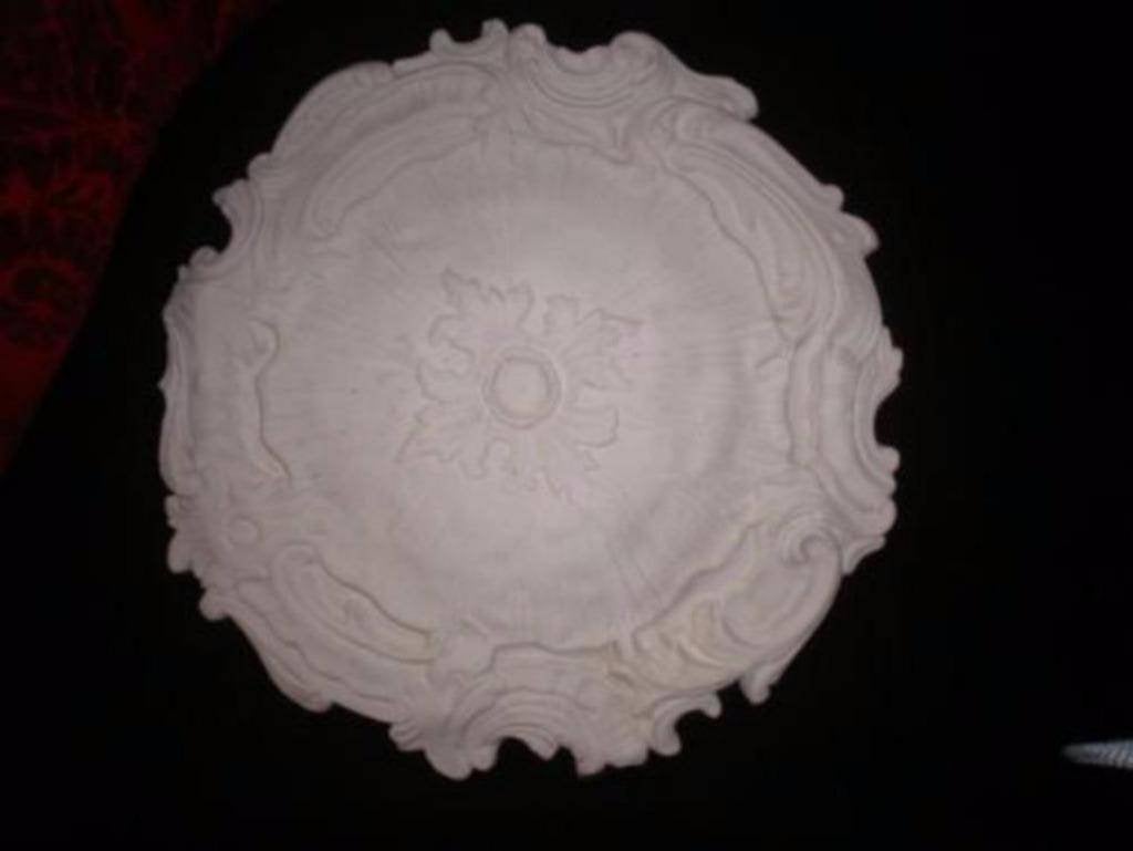 Prachtige gips rozet ornament 44cm rond nieuw handmade, Ophalen, Zo goed als nieuw