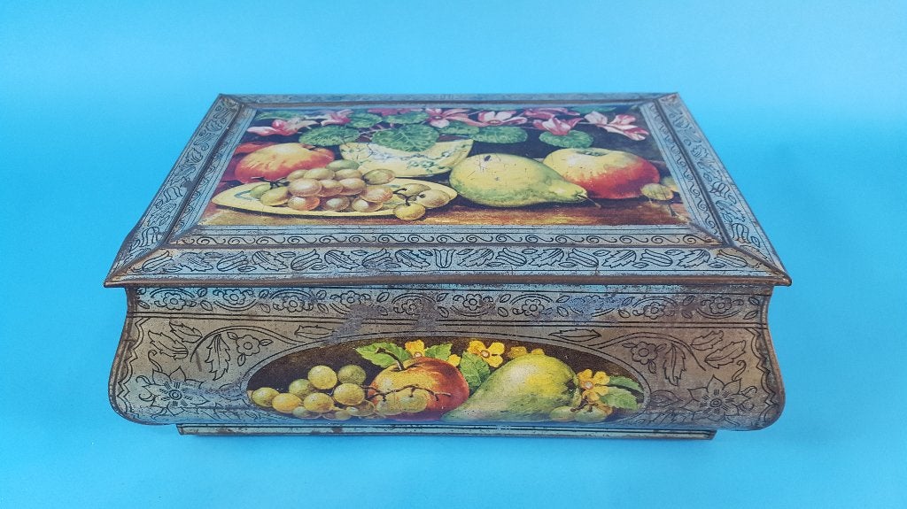 Vintage brocante metalen blik met fruit stilleven. 6C6, Verzamelen, Blikken, Ophalen of Verzenden, Gebruikt, Koek(jes)
