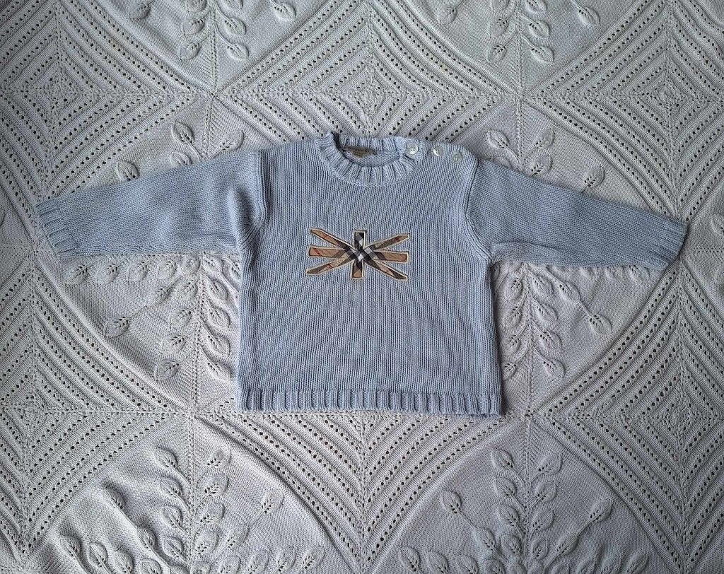 Burberry trui lichtblauw 92, Ophalen of Verzenden, Zo goed als nieuw, Jongen of Meisje, Trui of Vest