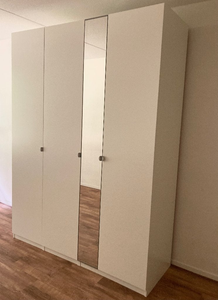 Grote complete IKEA PAX kledingkast wit met lades en spiegel, 200 cm of meer, 150 tot 200 cm, Zo goed als nieuw, Overige houtsoorten